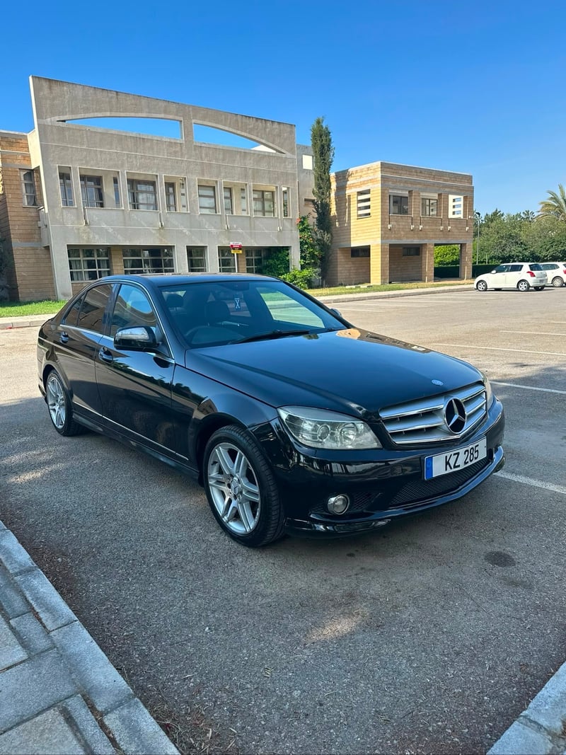 Mercedes-Benz C 180 — 1