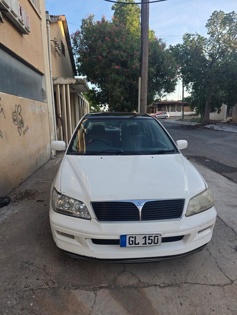 Mitsubishi Lancer — 2