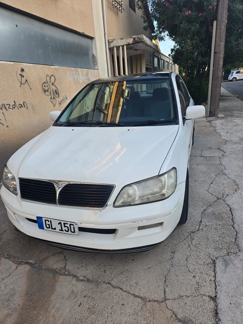 Mitsubishi Lancer — 1