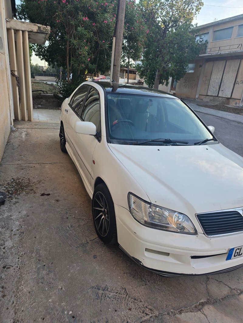 Mitsubishi Lancer — 3