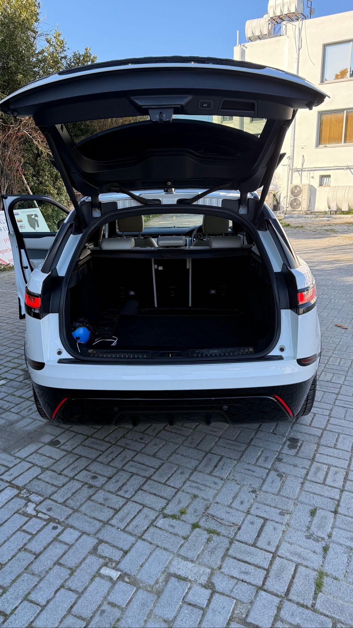2018 Land Rover Range Rover Velar 9