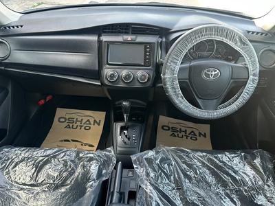Toyota Corolla Axio — 7