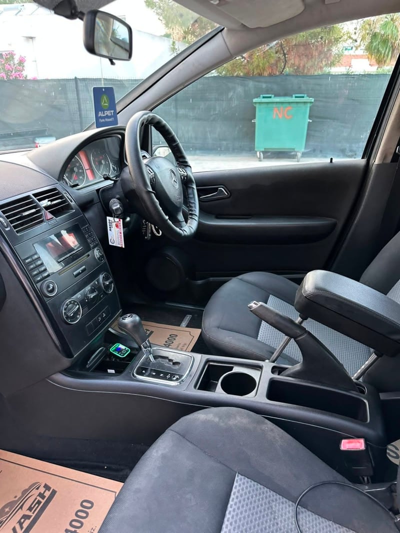 Mercedes-Benz A 150 — 4
