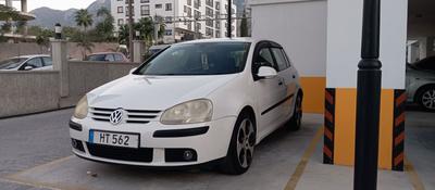 Volkswagen Golf — 3
