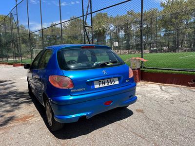 Peugeot 206 — 4