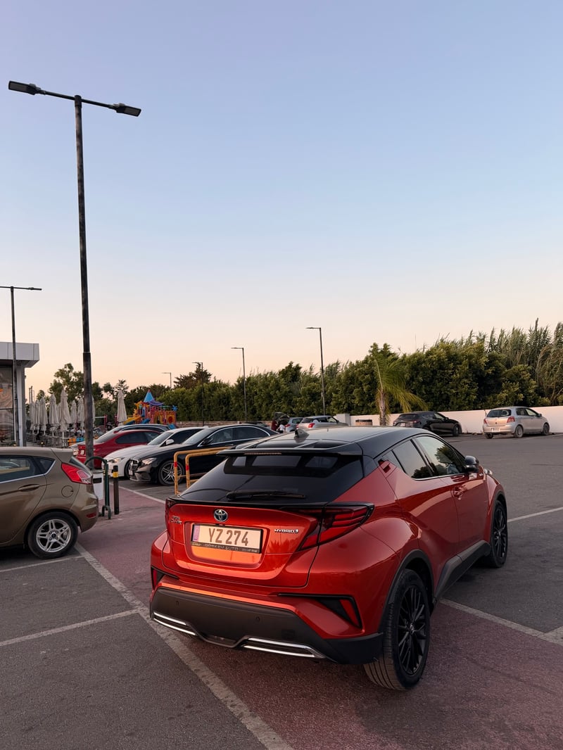 Toyota C-HR — 2