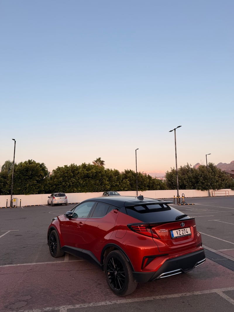 Toyota C-HR — 3