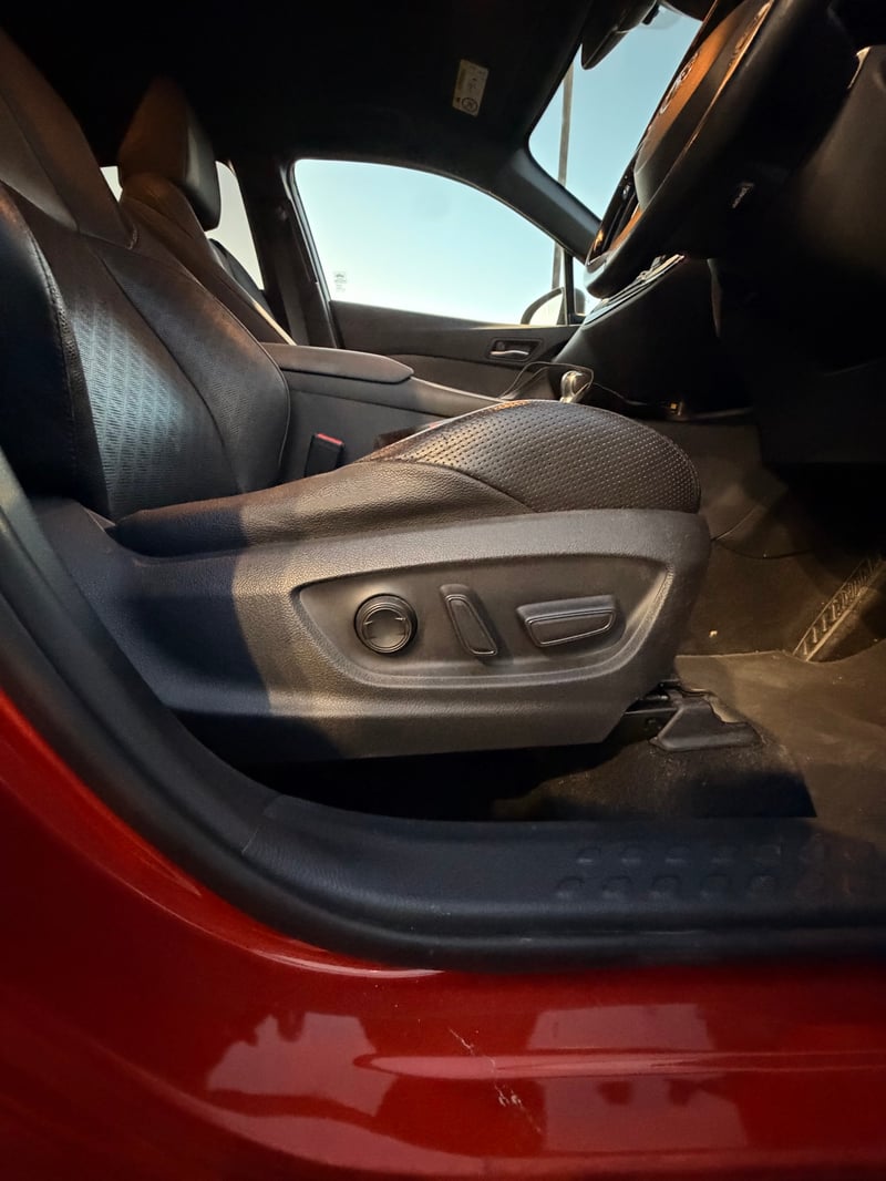 Toyota C-HR — 10