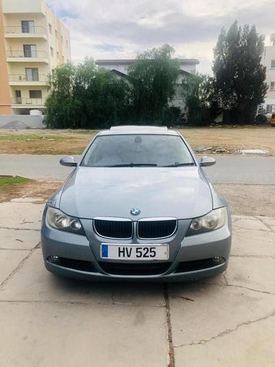 BMW 320i — 1