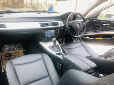 BMW 320i — 4