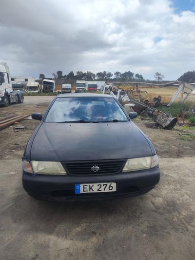 Nissan Sunny — 1