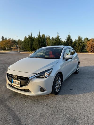 Mazda Demio — 3
