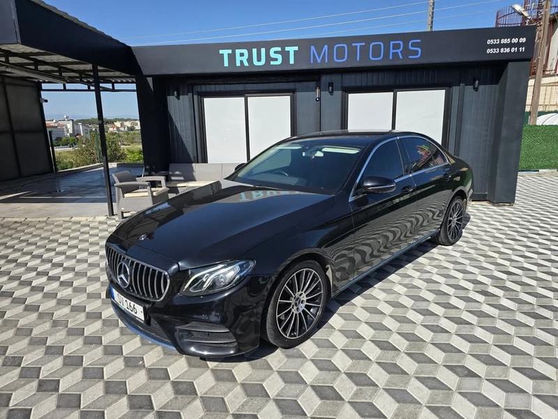Mercedes-Benz E 220d — 1/10