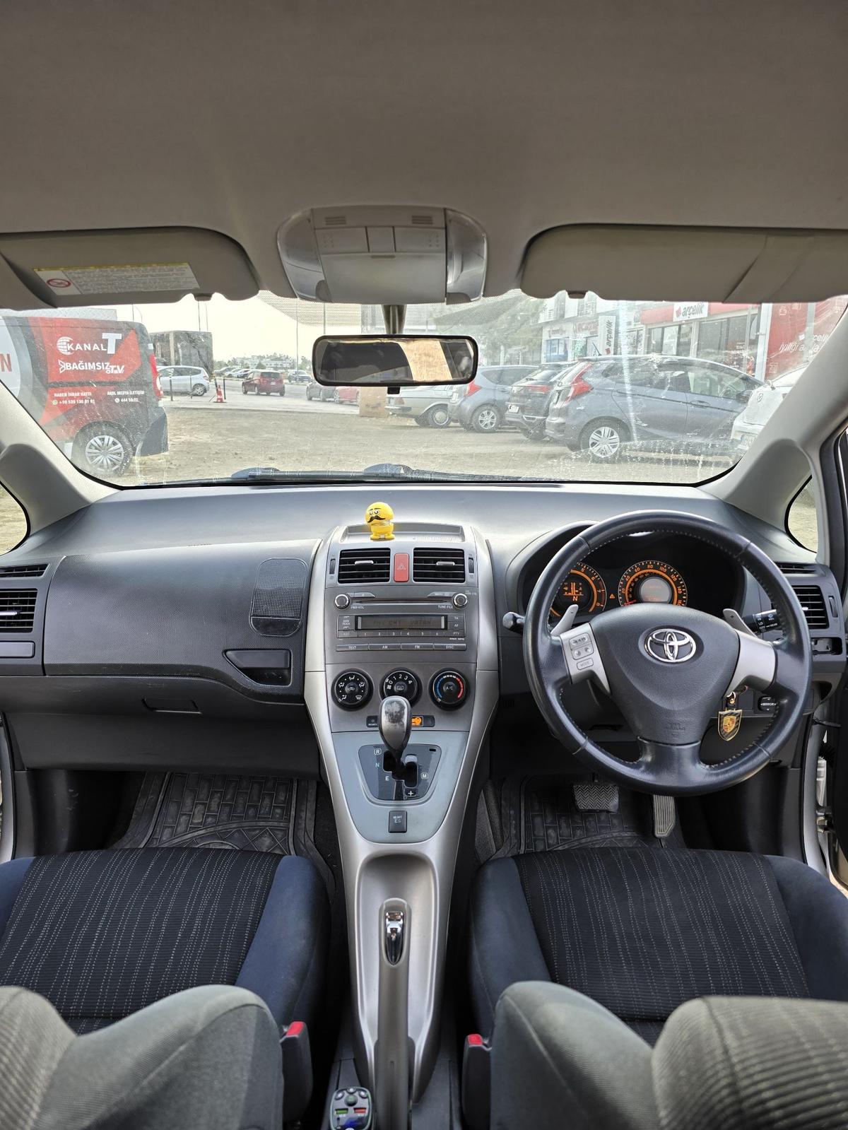 2009 Toyota Auris 6