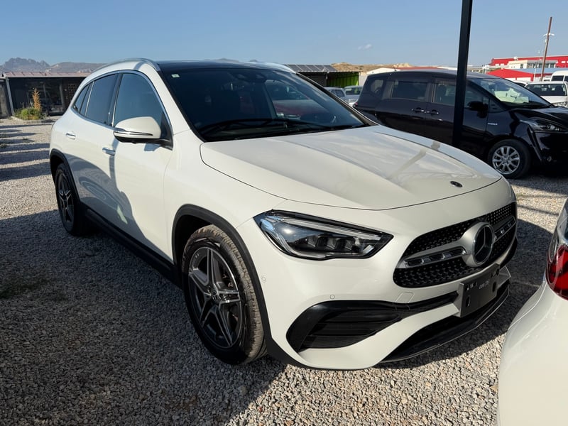 2021 Mercedes-Benz GLA 200d