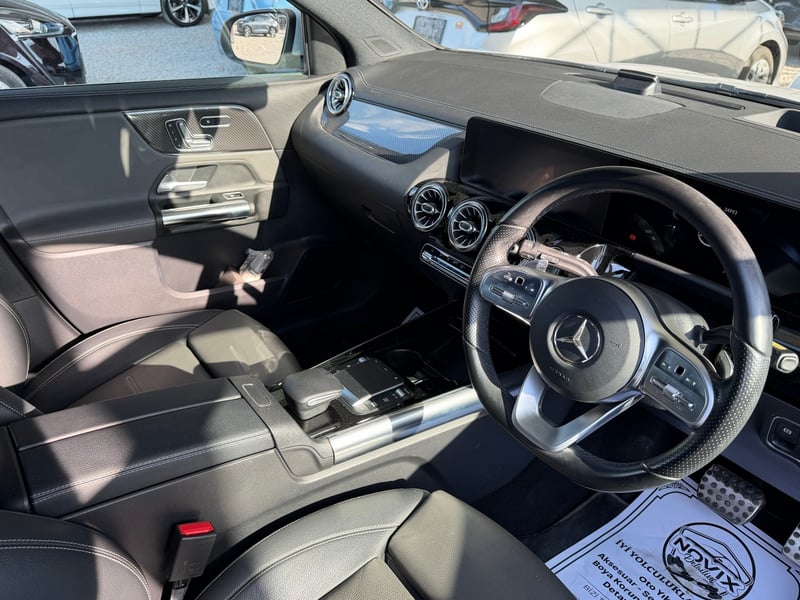 Mercedes-Benz GLA 200d — 5