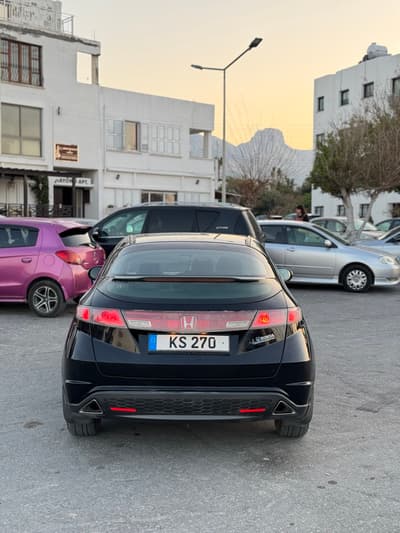 Honda Civic — 2