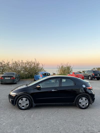 Honda Civic — 4