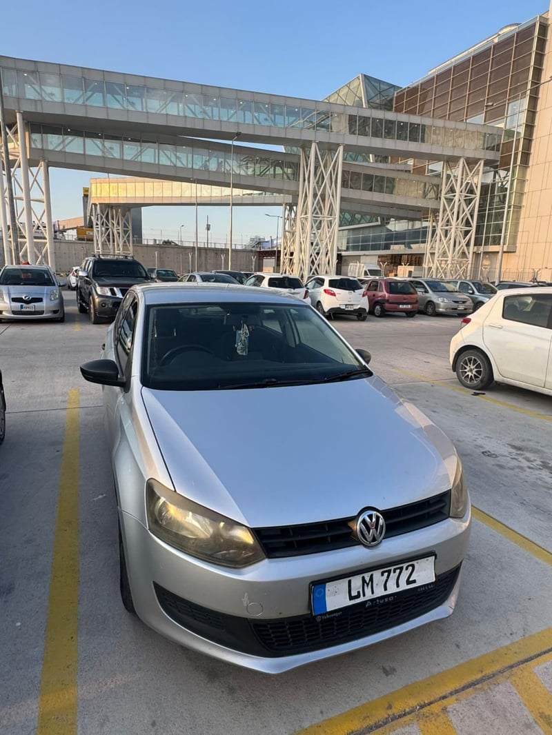 Volkswagen Polo — 2