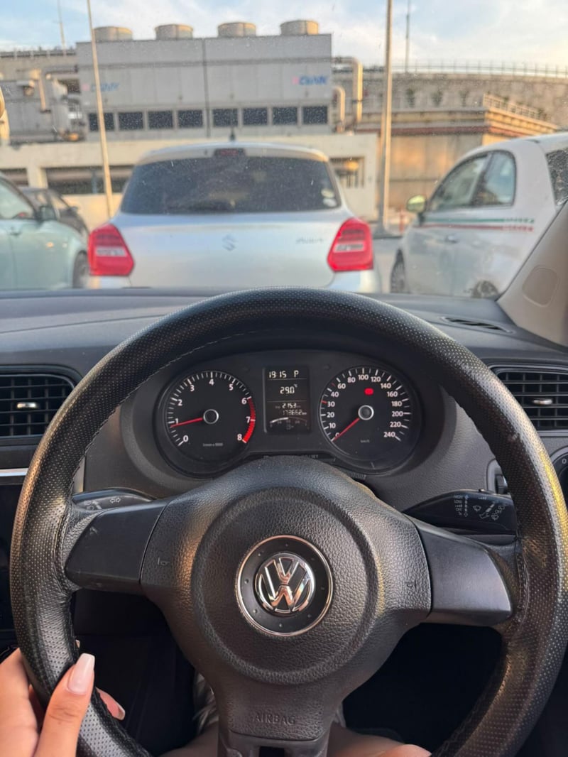 Volkswagen Polo — 4
