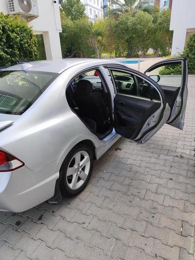 Honda Civic — 6