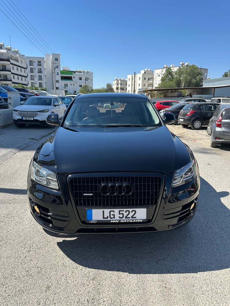 Audi Q5 — 1