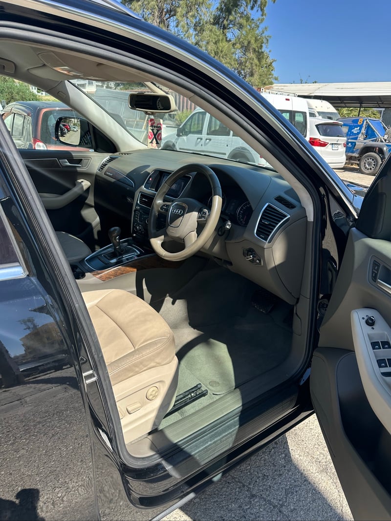 Audi Q5 — 5