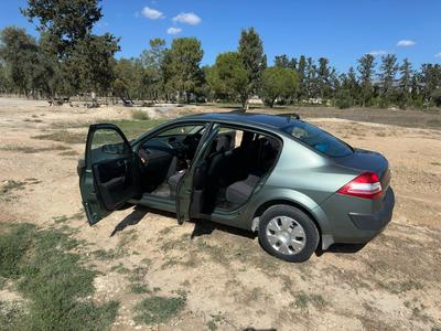 Renault Megane — 8
