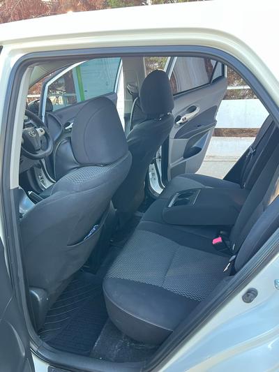 Toyota Auris — 7