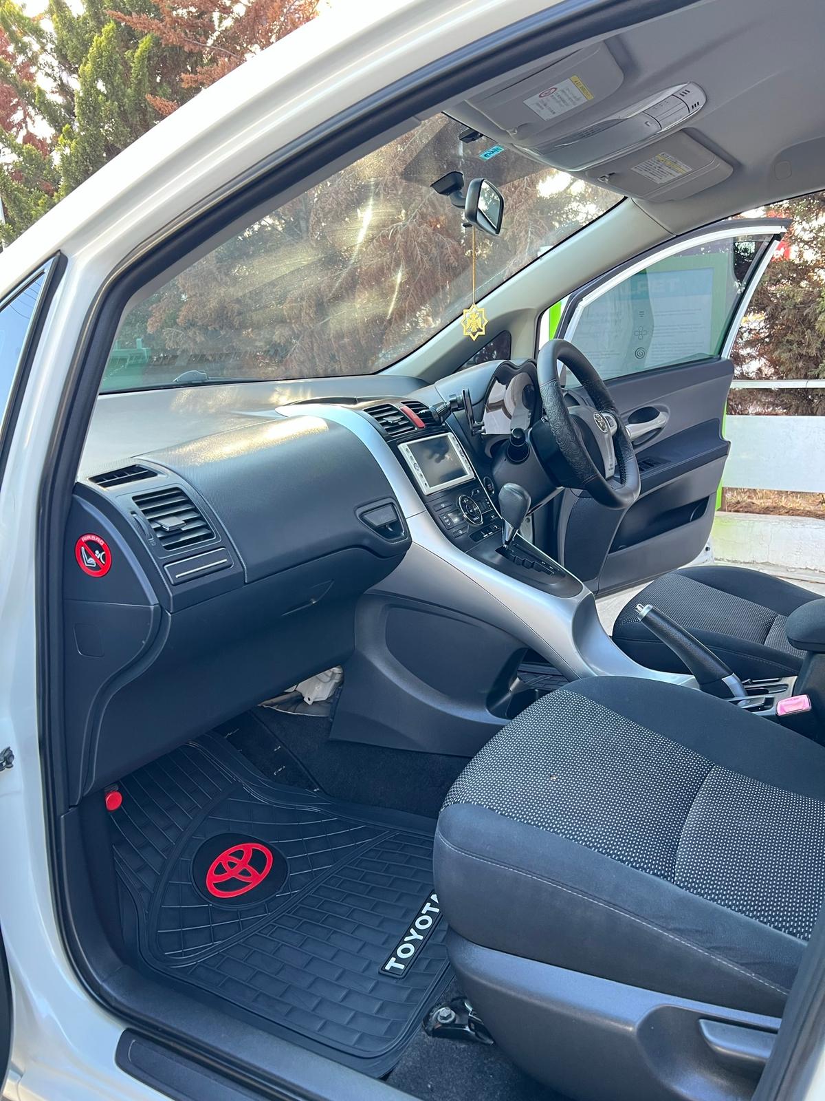 2010 Toyota Auris 8