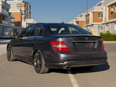 Mercedes-Benz C 180 — 4