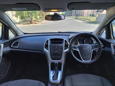 Opel Astra — 3