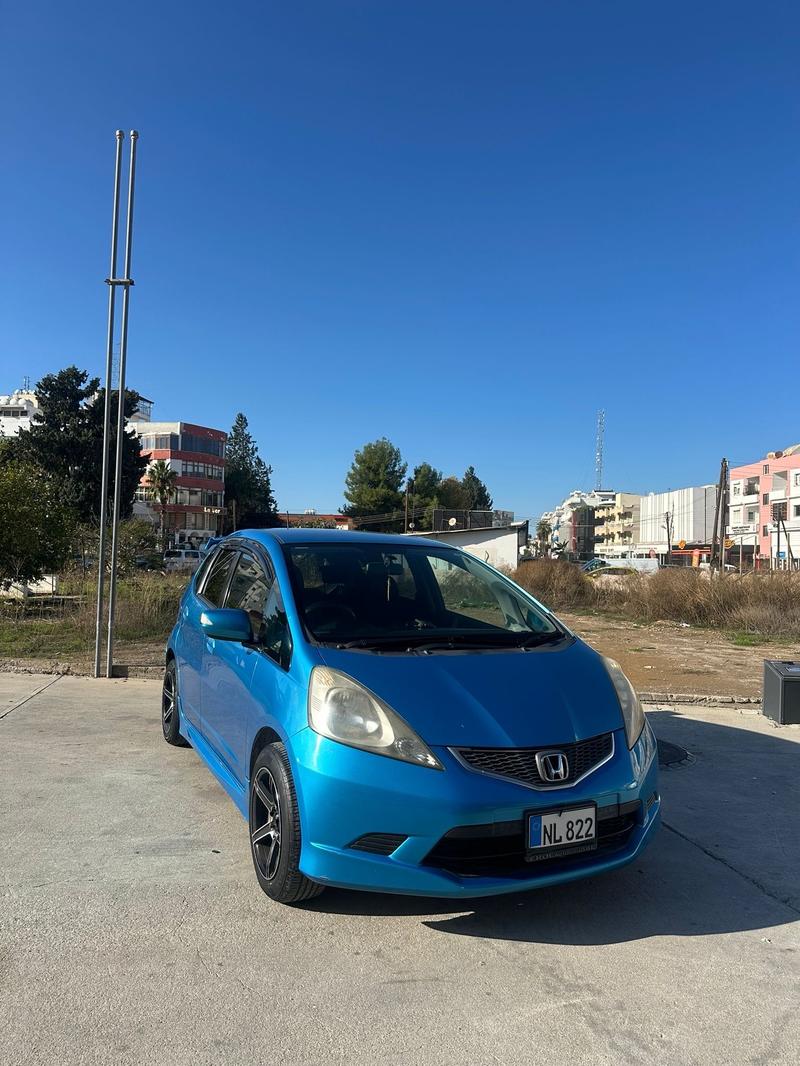 Honda Fit — 1/8
