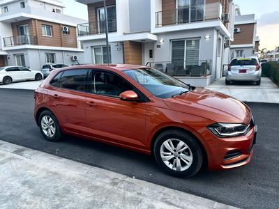Volkswagen Polo — 1