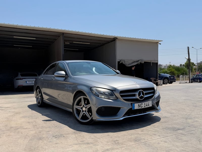 2015 Mercedes-Benz C 180
