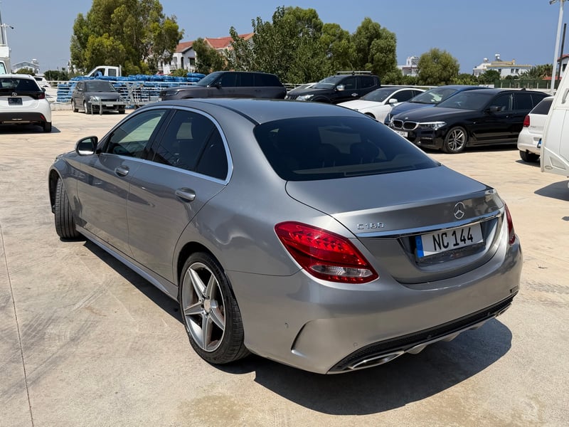 Mercedes-Benz C 180 — 2
