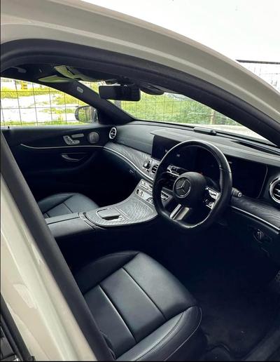 Mercedes-Benz E 200 — 6