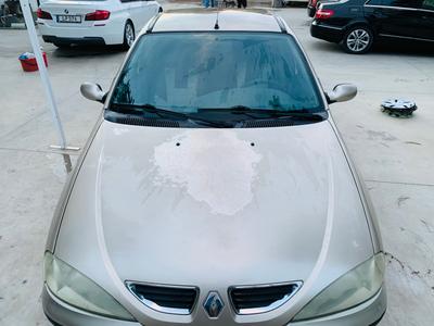Renault Megane — 3