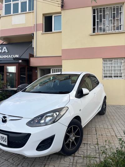 Mazda Demio — 2