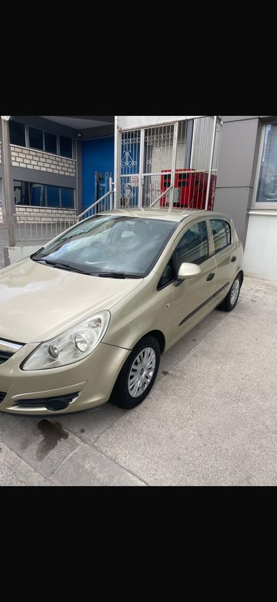 Opel Corsa — 3