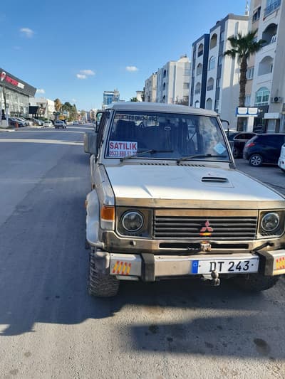 1989 Mitsubishi Pajero