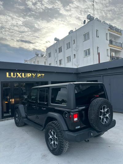 Jeep Wrangler Rubicon — 5