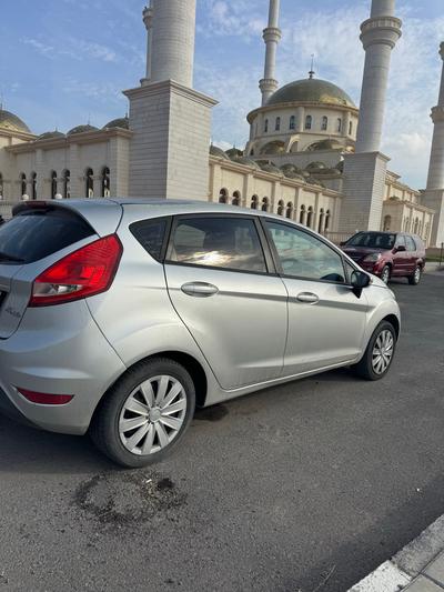 Ford Fiesta — 2