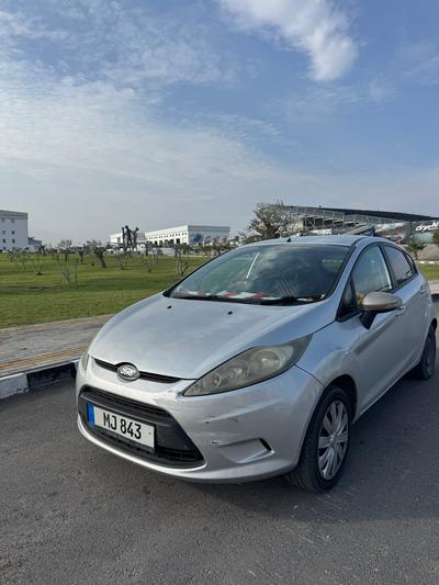 Ford Fiesta — 4