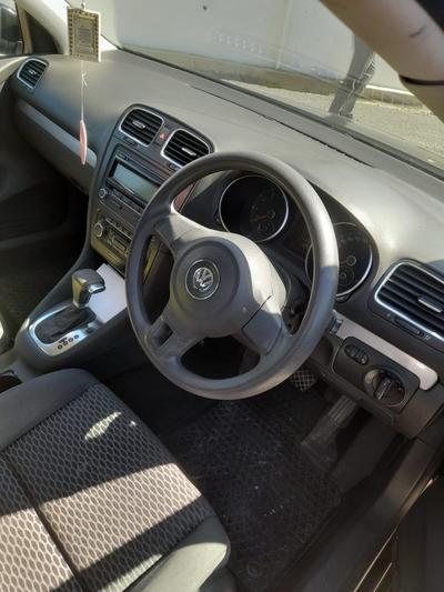 Volkswagen Golf — 2