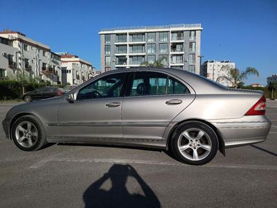 Mercedes-Benz C 180 — 10
