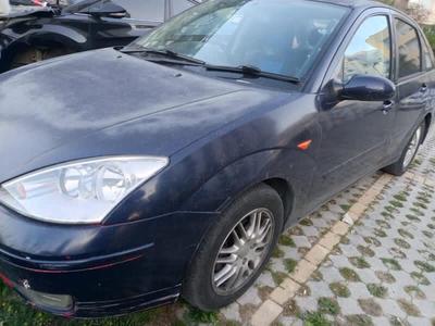 Ford Focus — 4