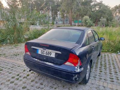 Ford Focus — 8