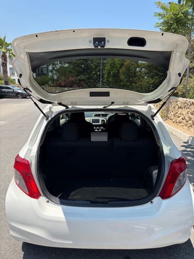 Toyota Vitz — 5