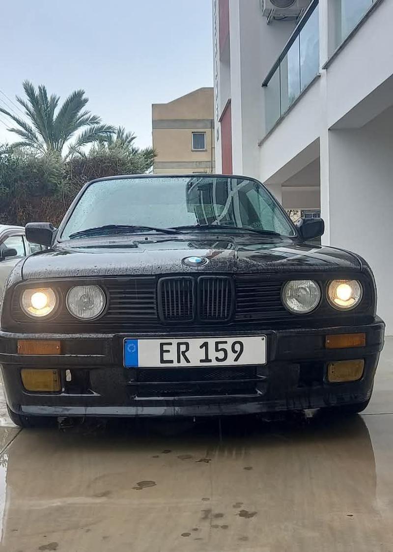 BMW 325i — 1/3